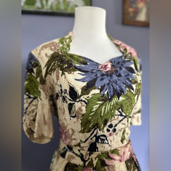 1940s- early 1950s floral peony barkcloth skirt and blouse set - Picture 6 of 15